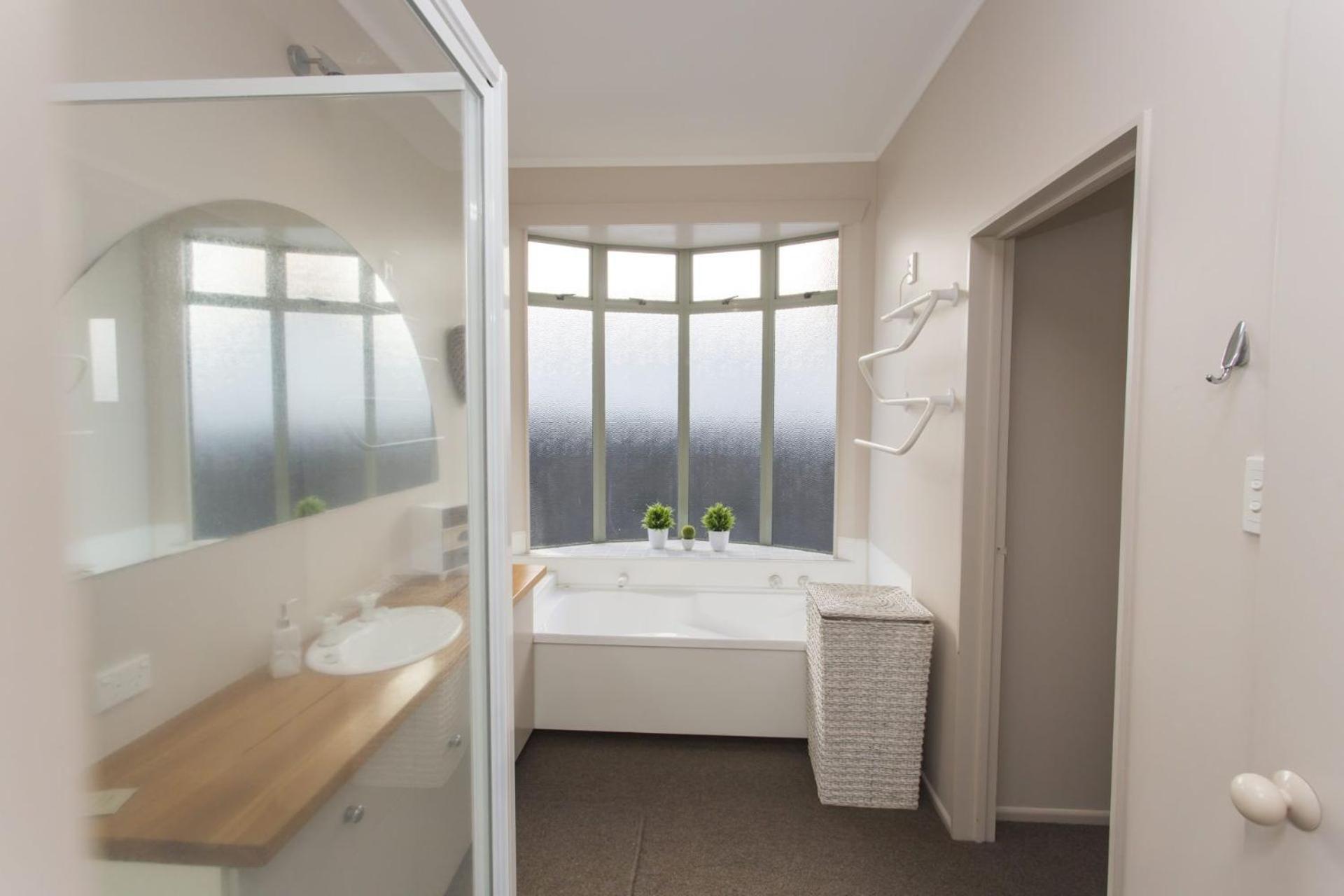 The Waterfront Escape Villa New Plymouth Dış mekan fotoğraf