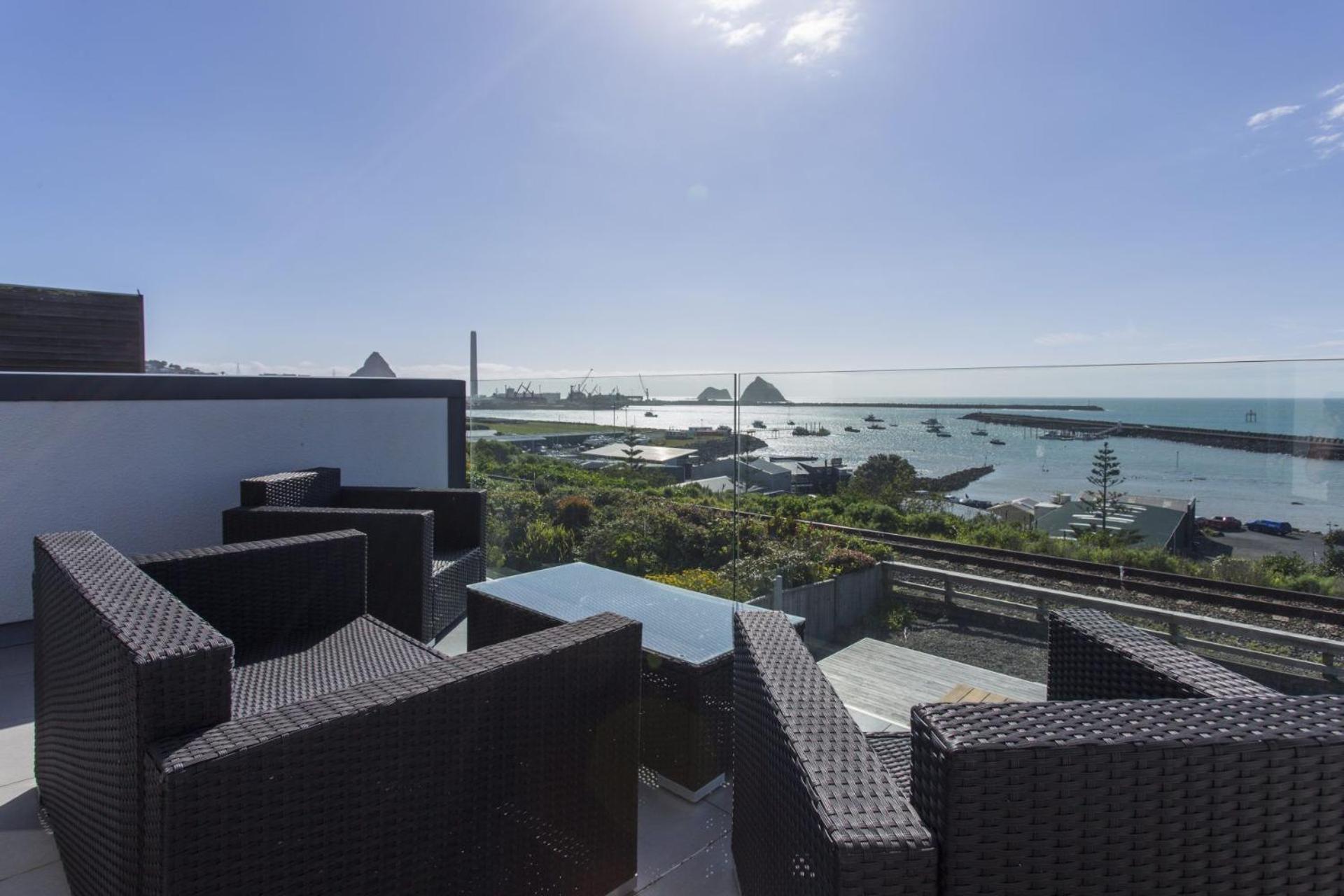 The Waterfront Escape Villa New Plymouth Dış mekan fotoğraf